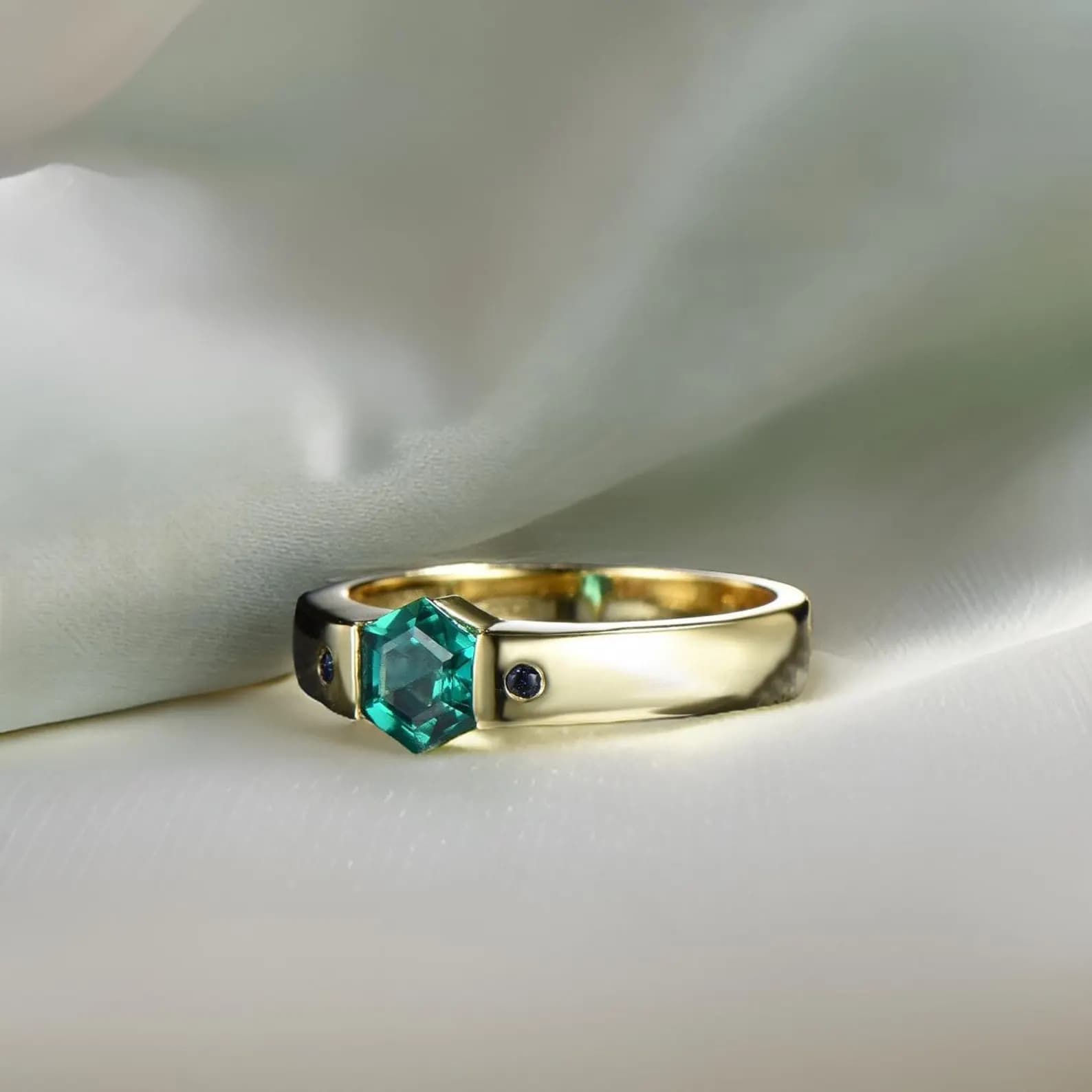 Men's Hexagon Emerald Wedding Band: Blue Stone Sterling Silver Ring 2