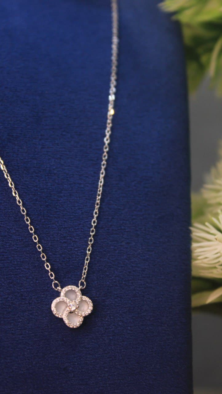 Elegant Sterling Silver Clover Pendant Necklace – Dainty Zirconia Floral Charm Jewelry Gift for Her 3